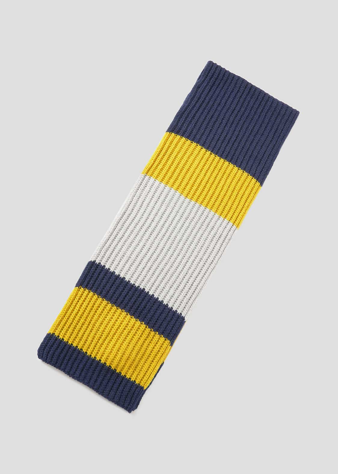 Rolling Pandas Pennant | Knit Line Scarf - Image 3