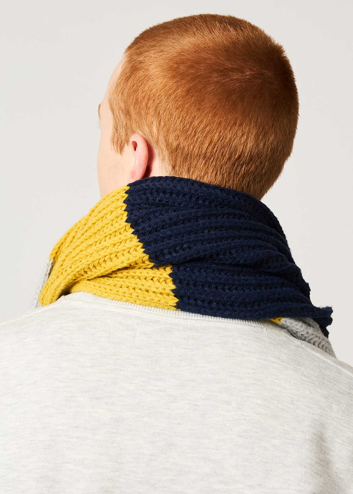 Rolling Pandas Pennant | Knit Line Scarf - Image 8
