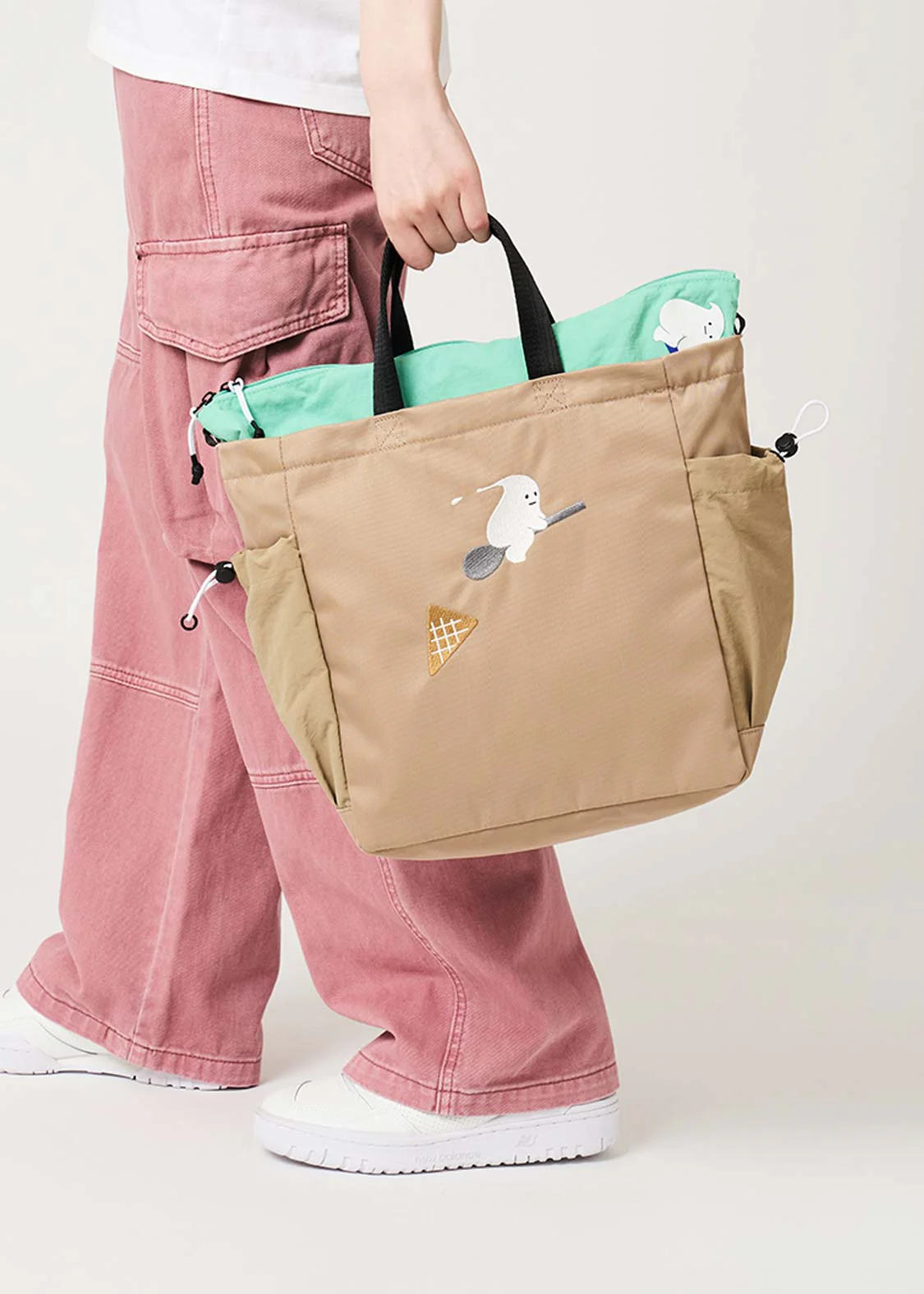 Icebonne | 2-Way Tote Bag - Image 6