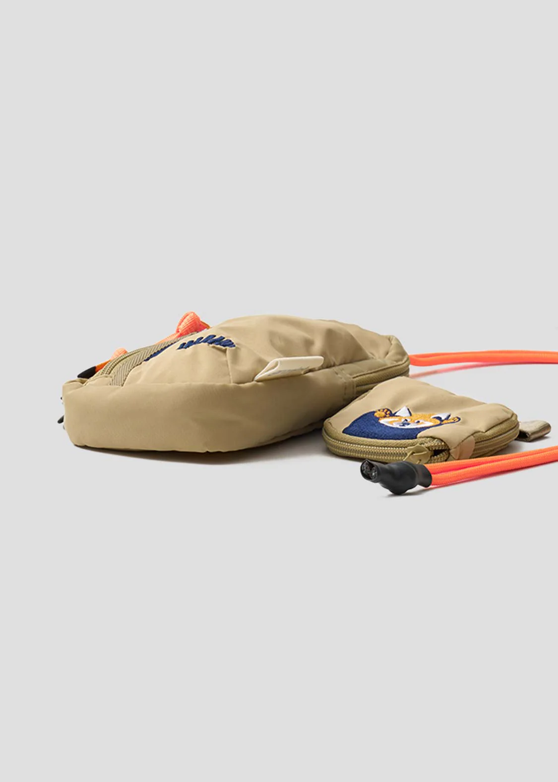 Ikaku | Handy Shoulder Bag - Image 3