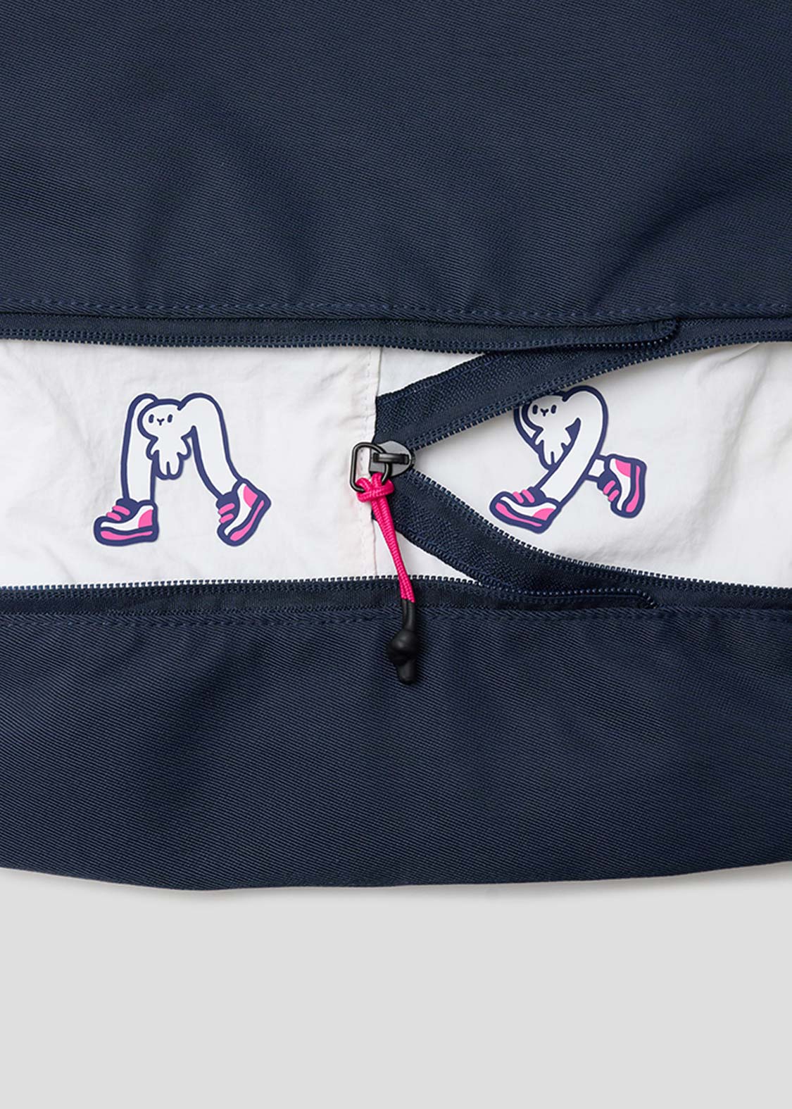 Big Mimi Walk | 2-Way Pouch Bag - Image 10