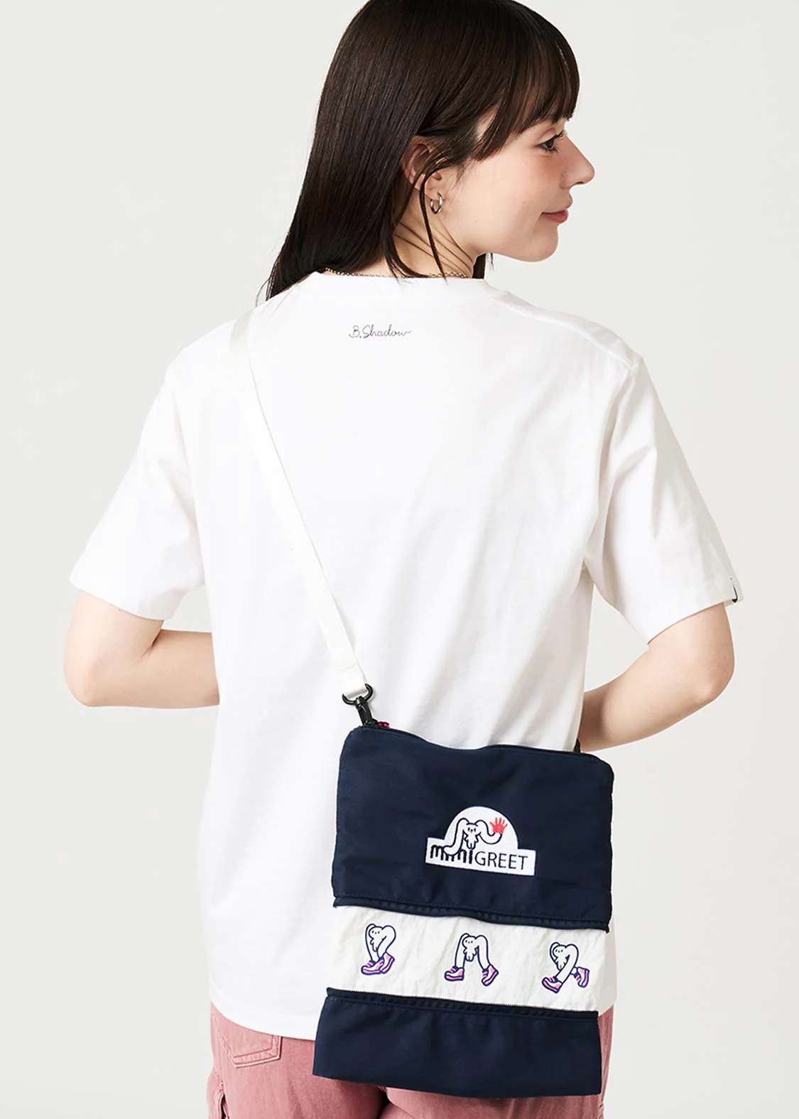 Big Mimi Walk | 2-Way Pouch Bag - Image 9