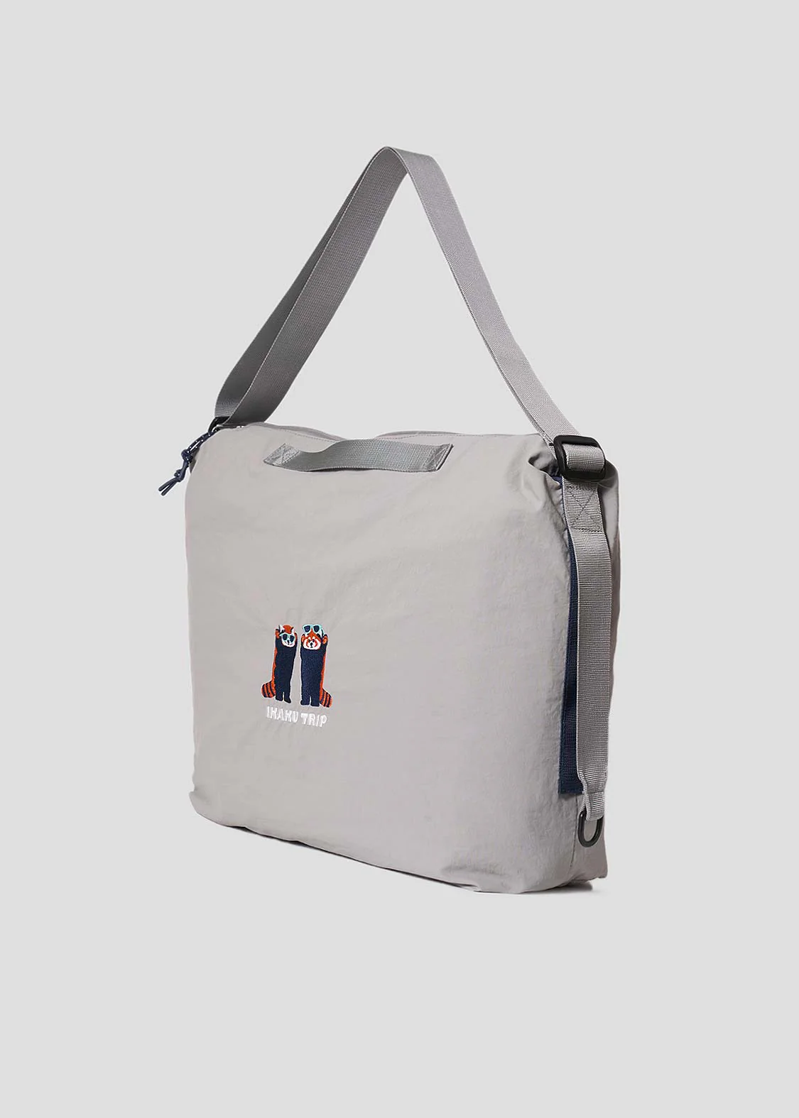 Ikaku Trip | Shoulder Bag - Image 2