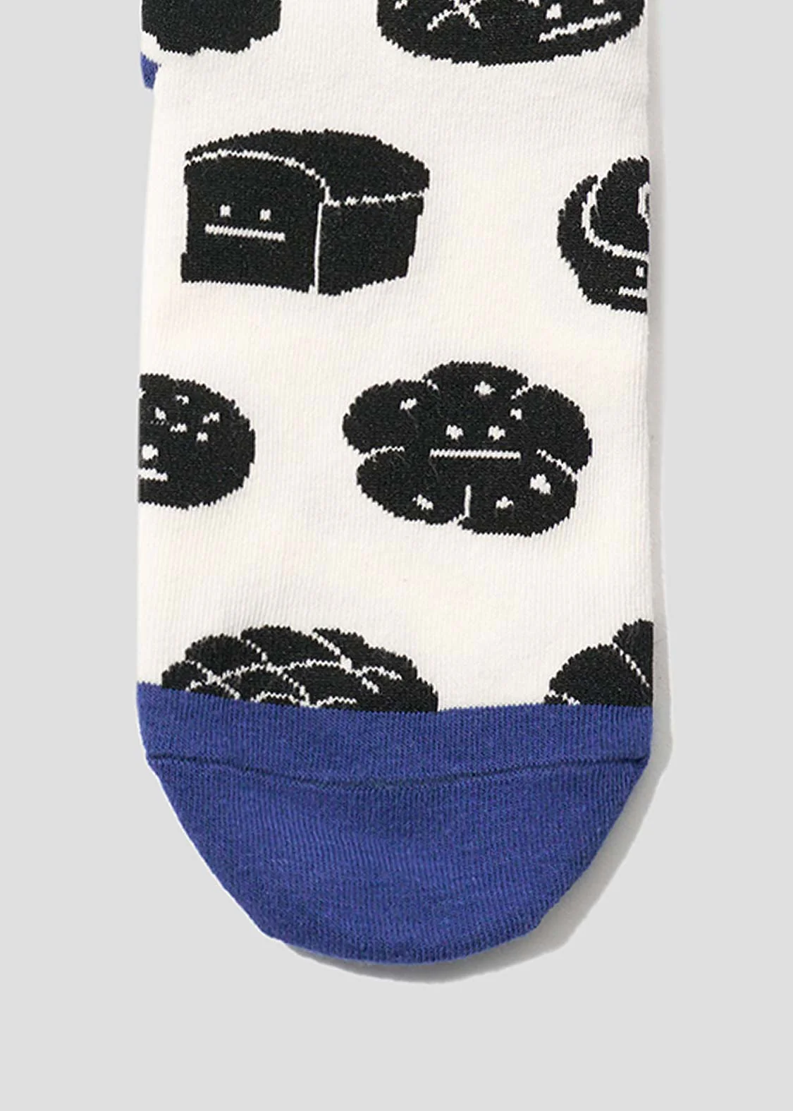 Beautiful Shadow Bakery | Middle Socks - Image 5
