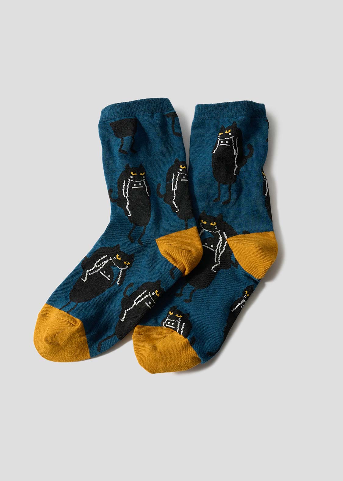 Neko Kaburi Beautiful Shadow A | Mid-Length Socks - Image 7