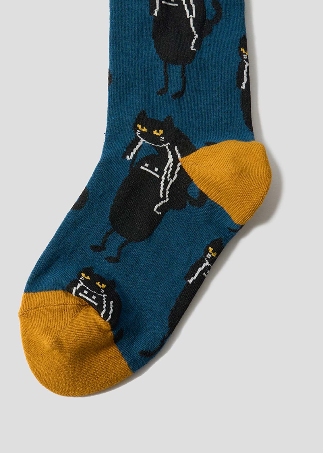 Neko Kaburi Beautiful Shadow A | Mid-Length Socks - Image 8