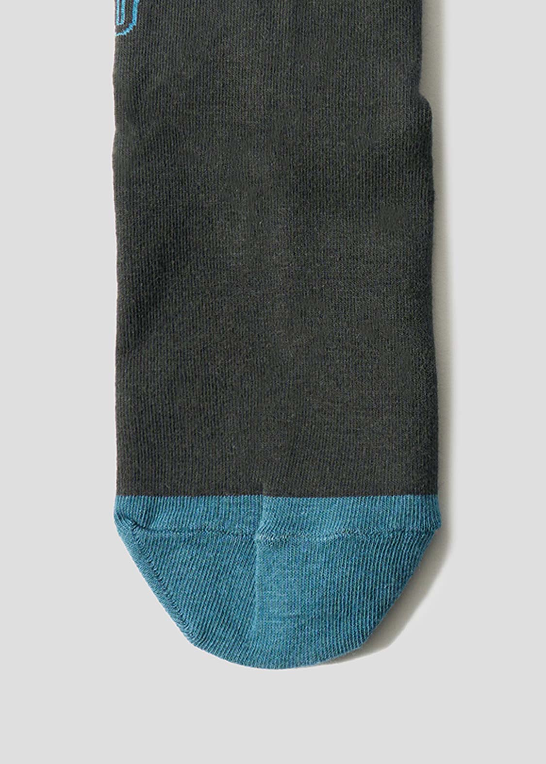 Nagasugiru Inu New York Time | Mid Socks - Image 5