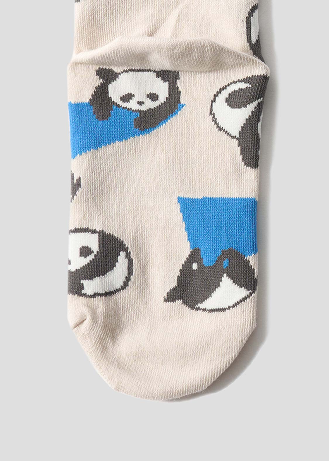 Rolling Pandas Pennant | Linen Mid-Length Socks - Image 10