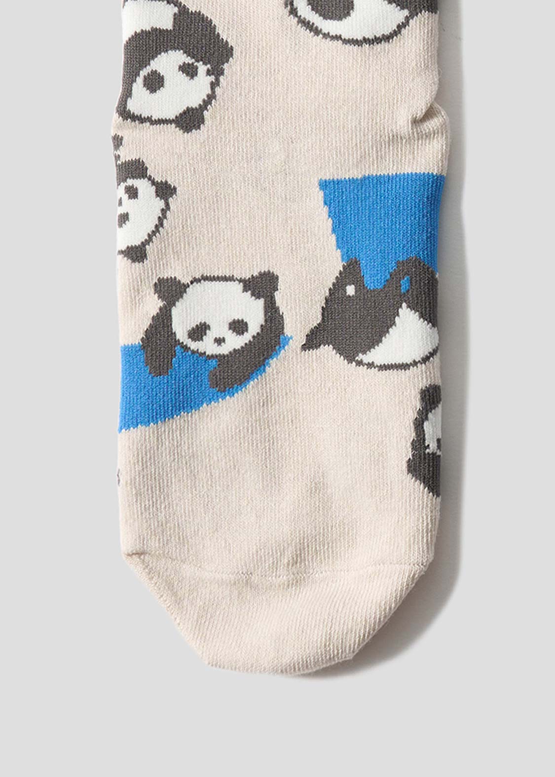 Rolling Pandas Pennant | Linen Mid-Length Socks - Image 5