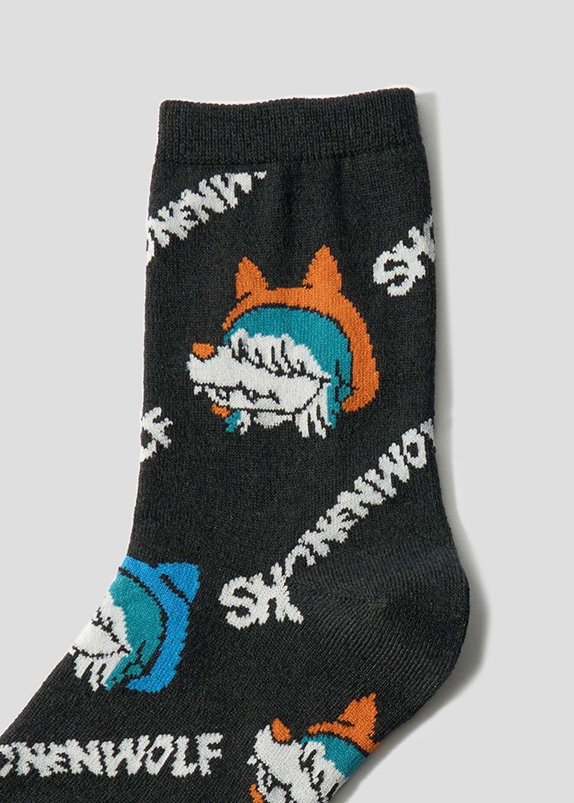 Shonen Wolf | Linen Mid-Length Socks - Image 4