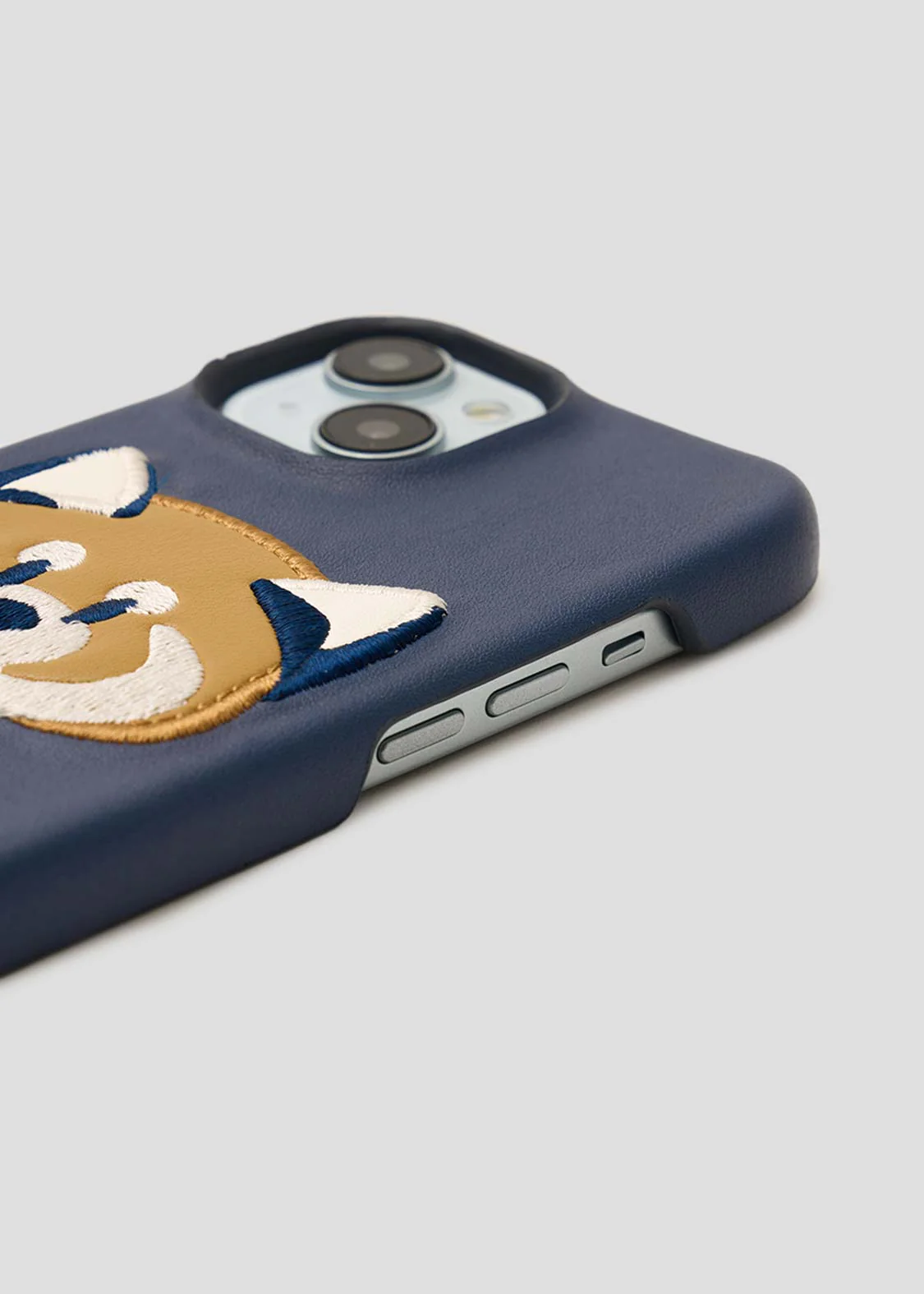 Ikaku Face | Pu Smartphone Case/Iphone 15 - Image 8