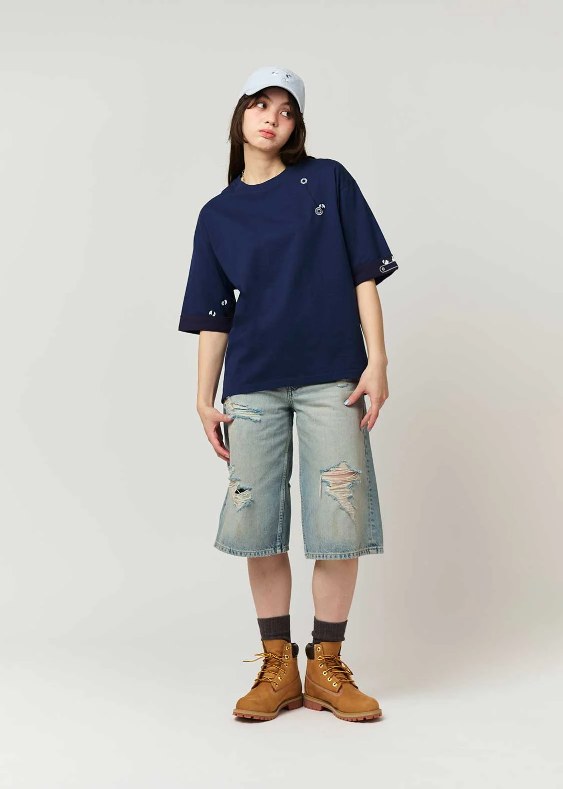 Rolling Pandas Factory | Big Silhouette Roll-up T-shirt - Image 10