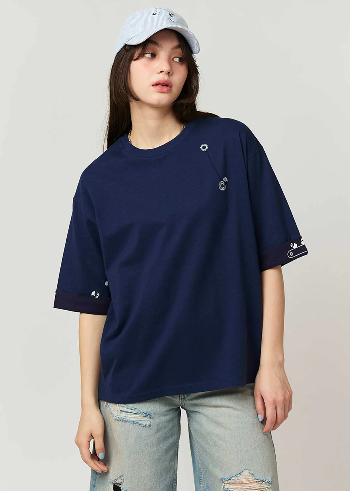 Rolling Pandas Factory | Big Silhouette Roll-up T-shirt - Image 9