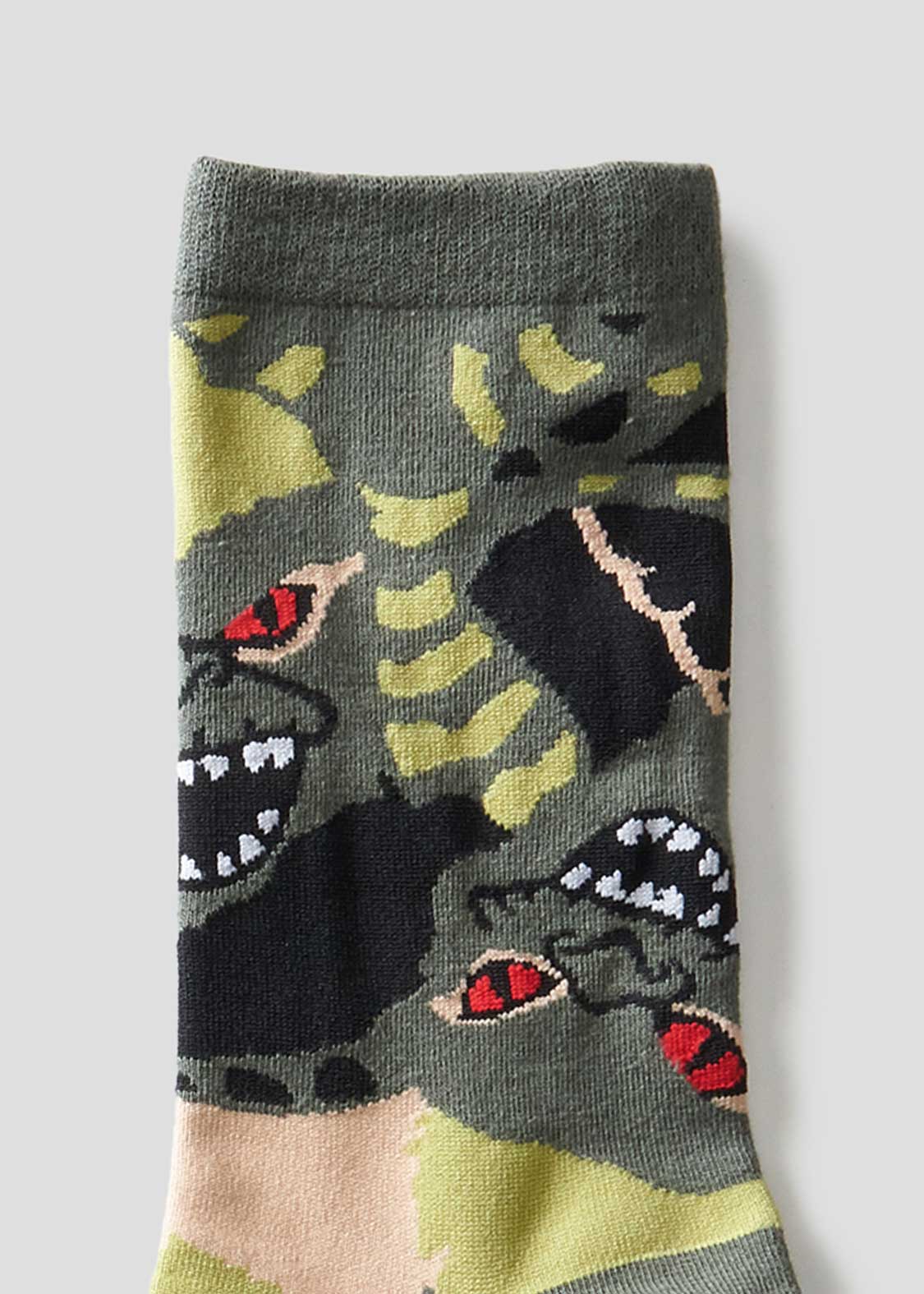 Middle Socks (Stripe Pattern) - Image 4