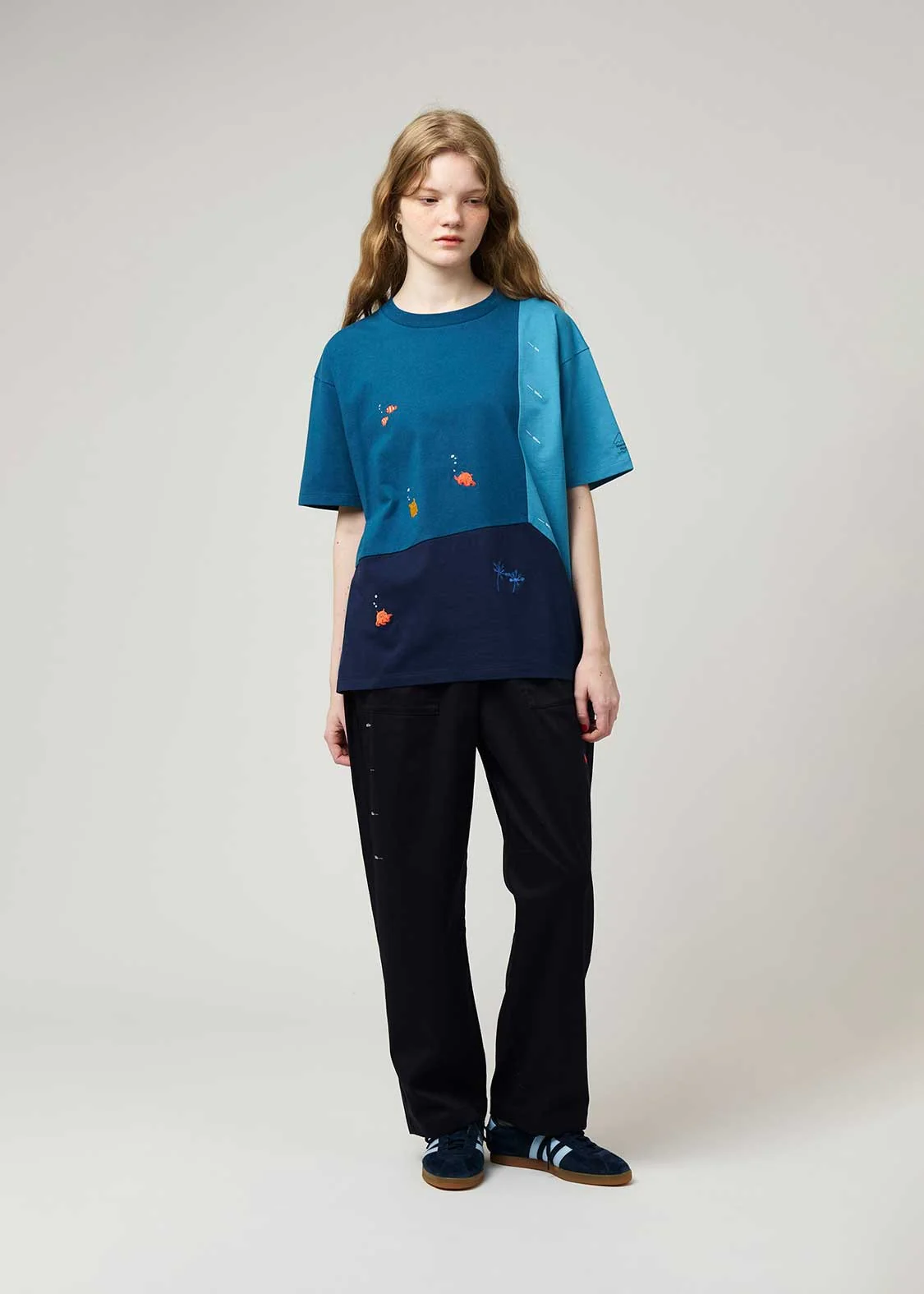 My Home Switching Big Silhouette Short Sleeve Tee (Mendaco and Sea Friends) - Image 10