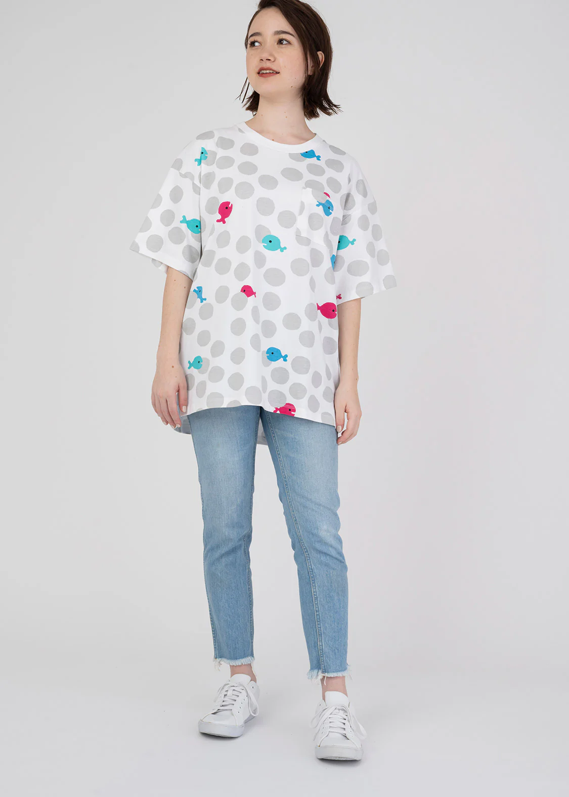 Taro Gomi Big Silhouette Short Sleeve Tee (Taro Gomi_Kingyo ga Nigeta Dot Pattern) - Image 9